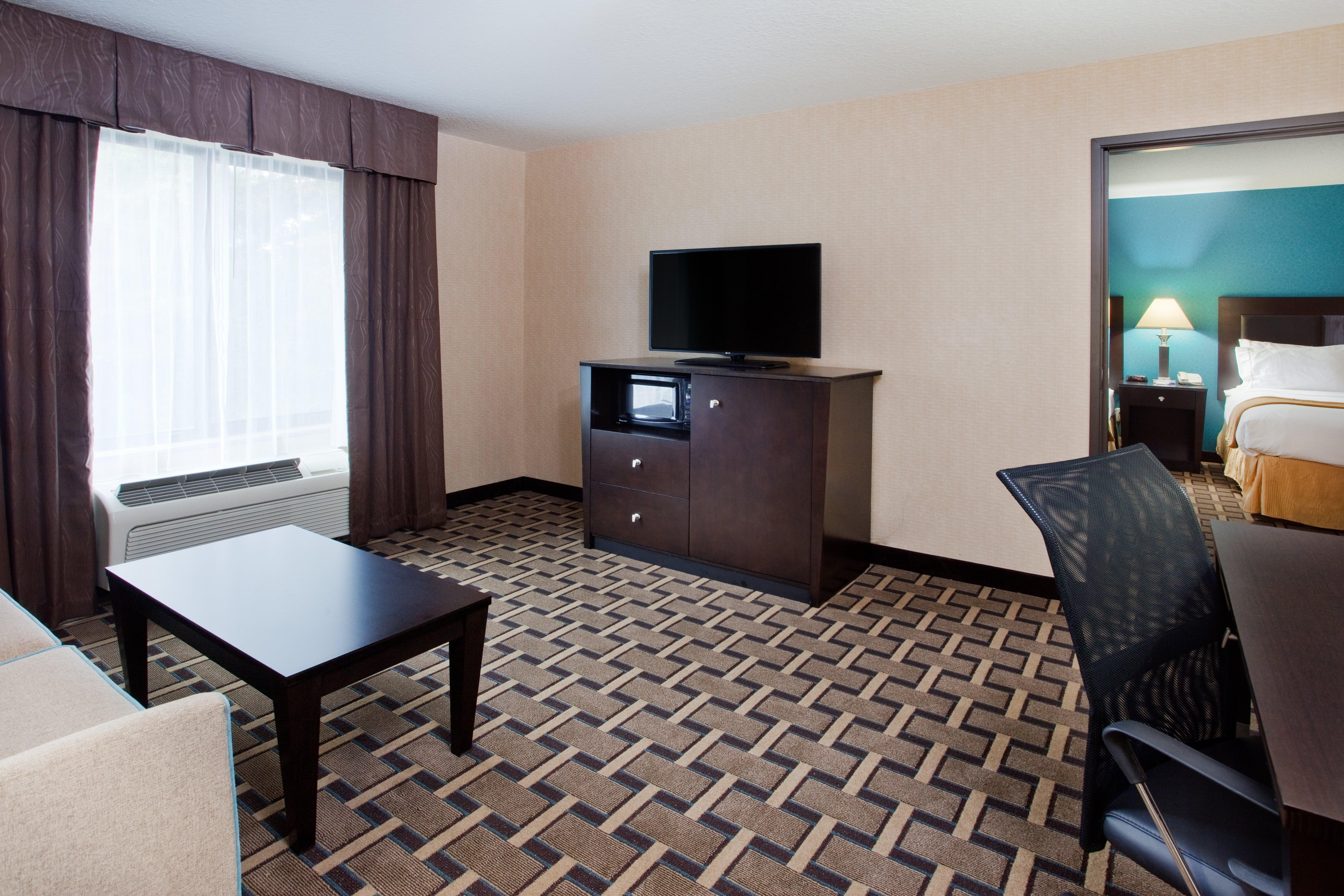 Holiday Inn Express & Suites Buford Ne - Lake Lanier By Ihg Bagian luar foto