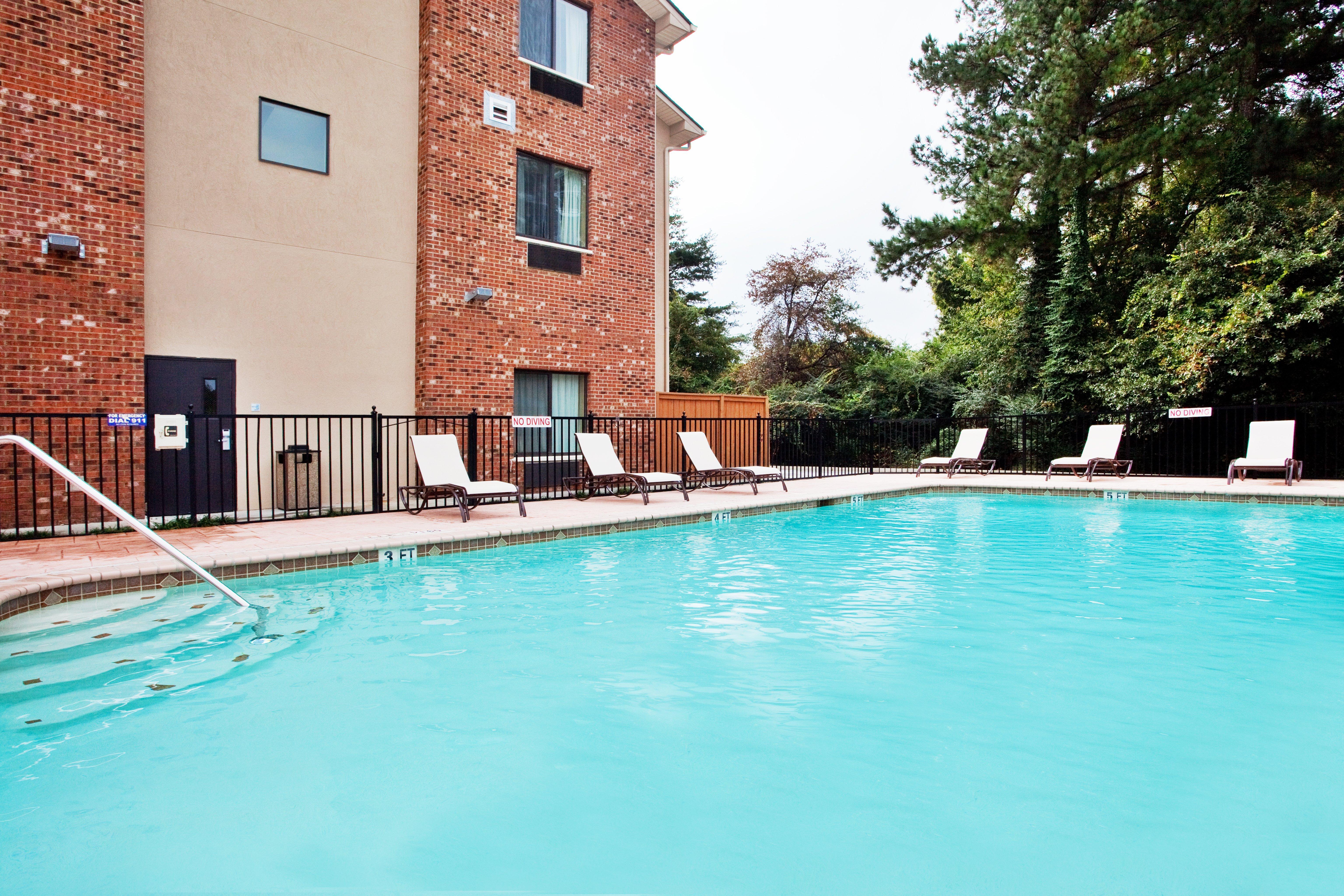 Holiday Inn Express & Suites Buford Ne - Lake Lanier By Ihg Bagian luar foto